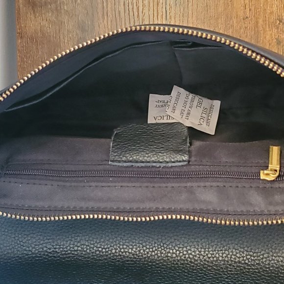 80077 Handmade Embossed Leather Handbag